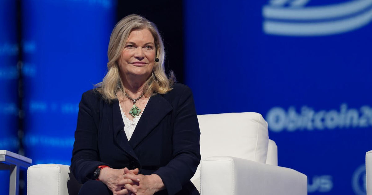 Lummis Blasts Democrats for Stalling Crypto Clarity Act